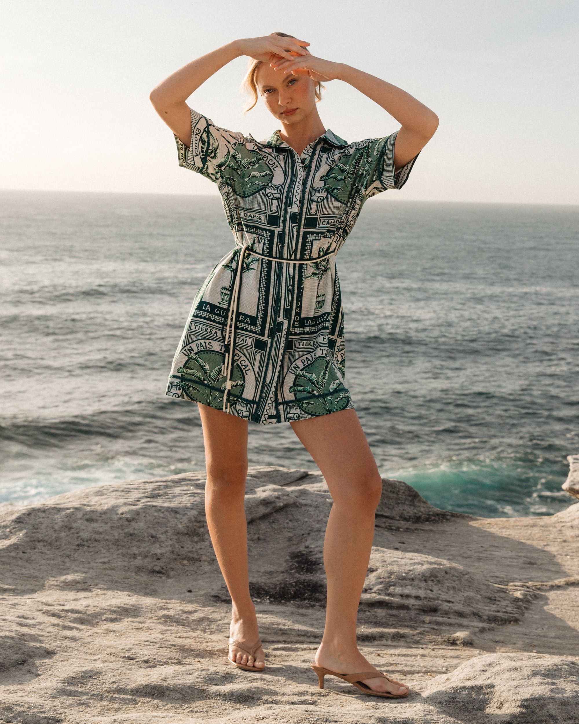 WHITE CLOSET / EXOTIC TROPICS SHIRT DRESS / TFE11522