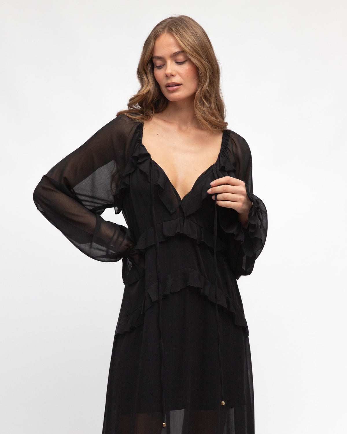 EBBY & I / KALINDA DRESS / BLACK / VV11319