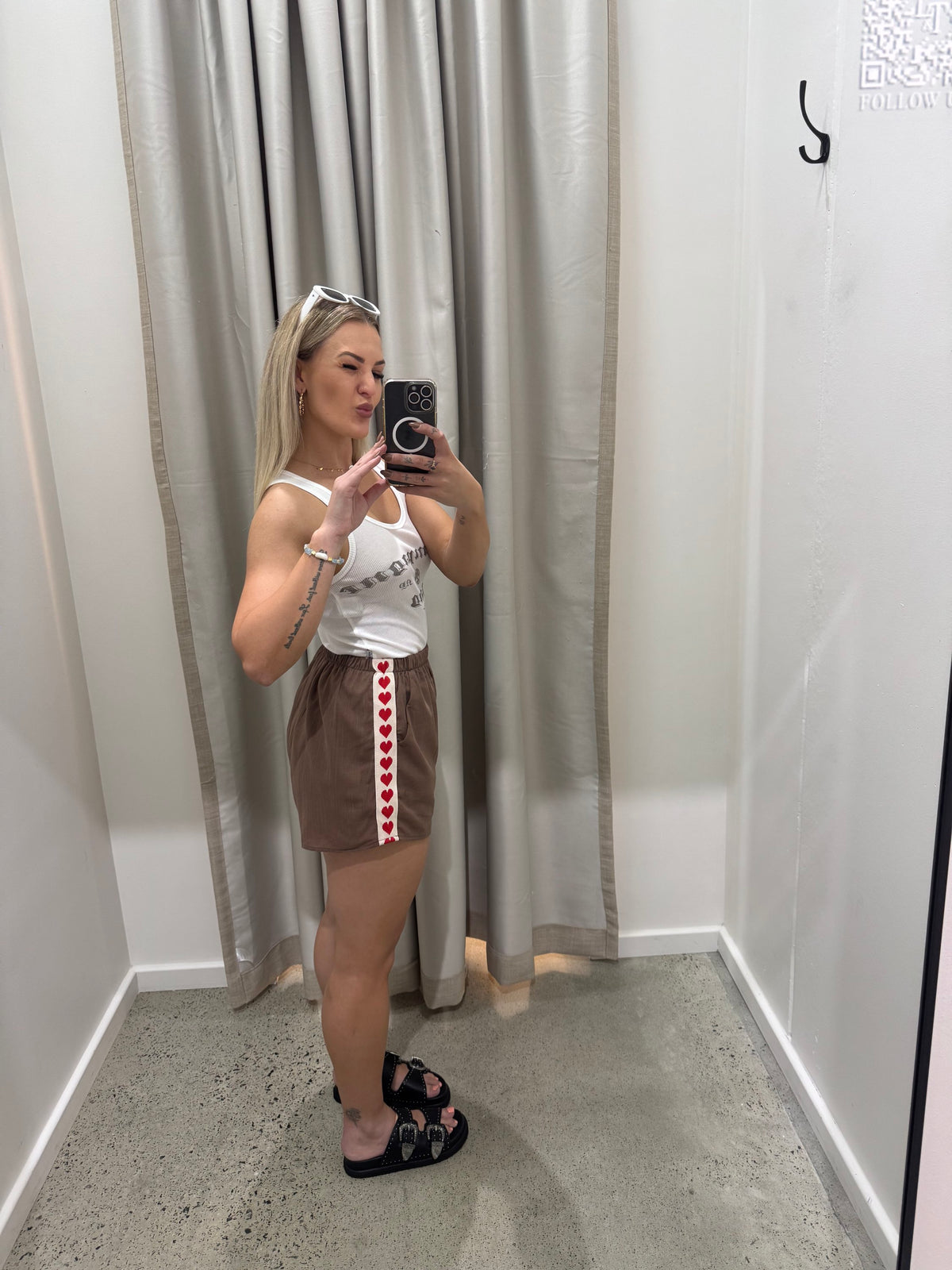 BY FRANKIE/ HEART SHORTS / CHOCOLATE / 43-3