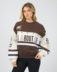 ALL ABOUT EVE / DIV ONE PANEL CREW JUMPER / 6477138.BRWN