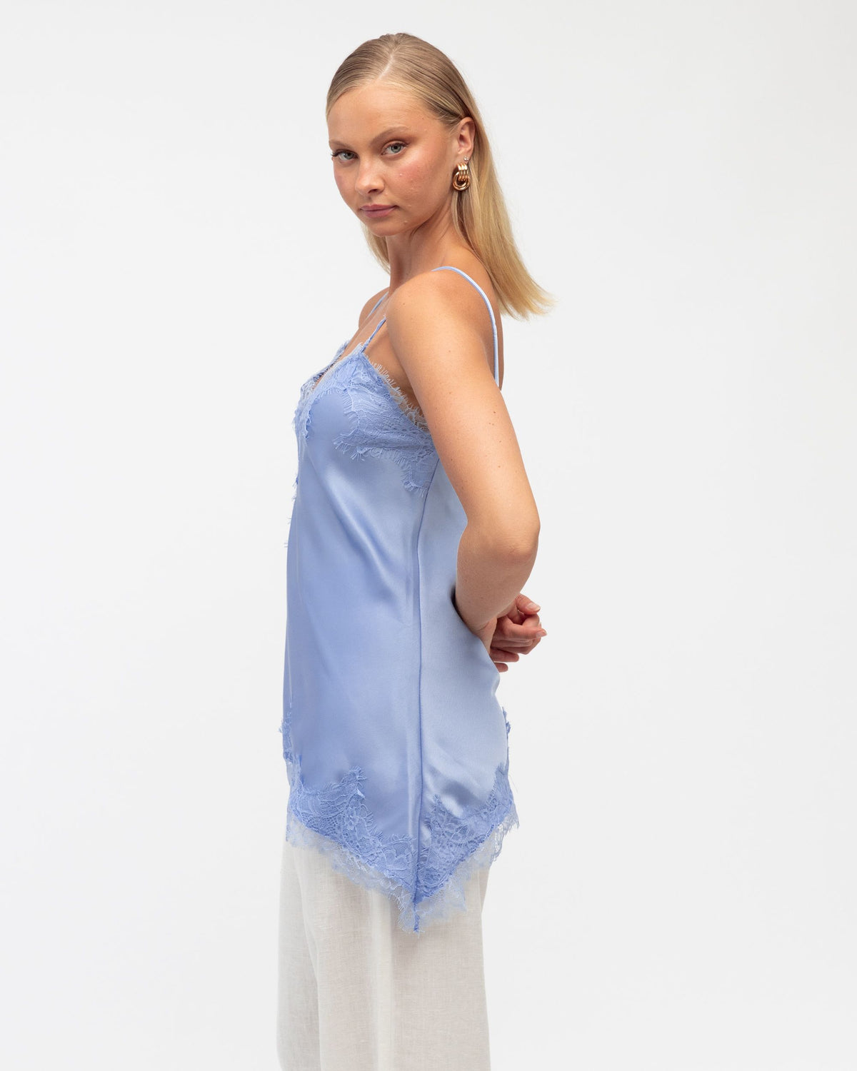 WHITE CLOSET / ASYM LACE TOP / BLUE / TF11401