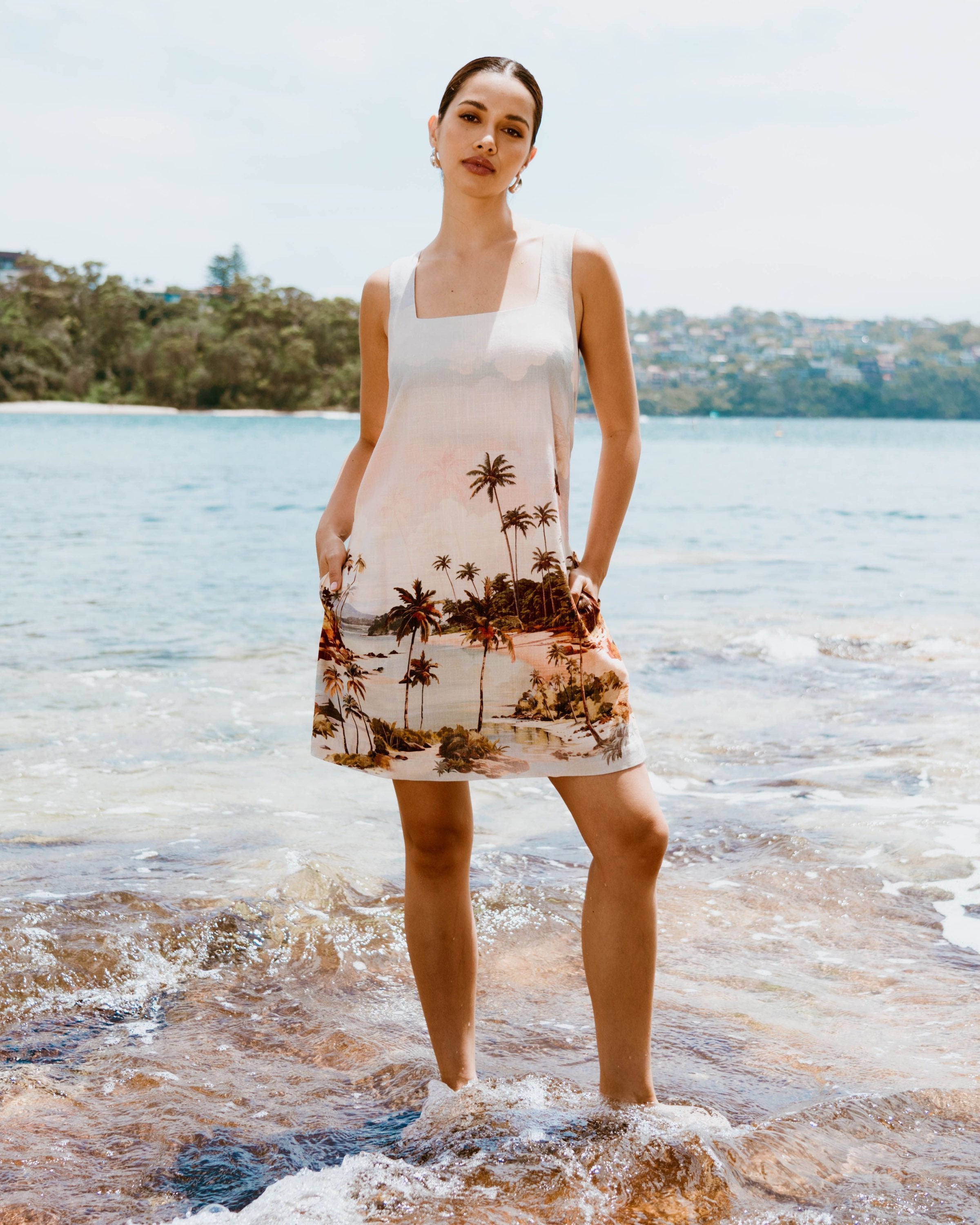 WHITE CLOSET / LAVINIA / DRESSES