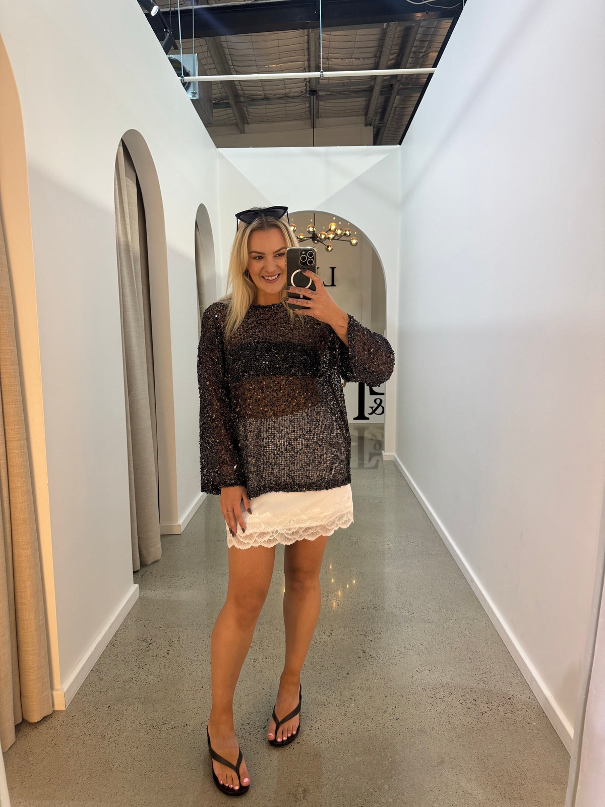 BY FRANKIE / BLACK L/S SEQUINS TOP / 837-3