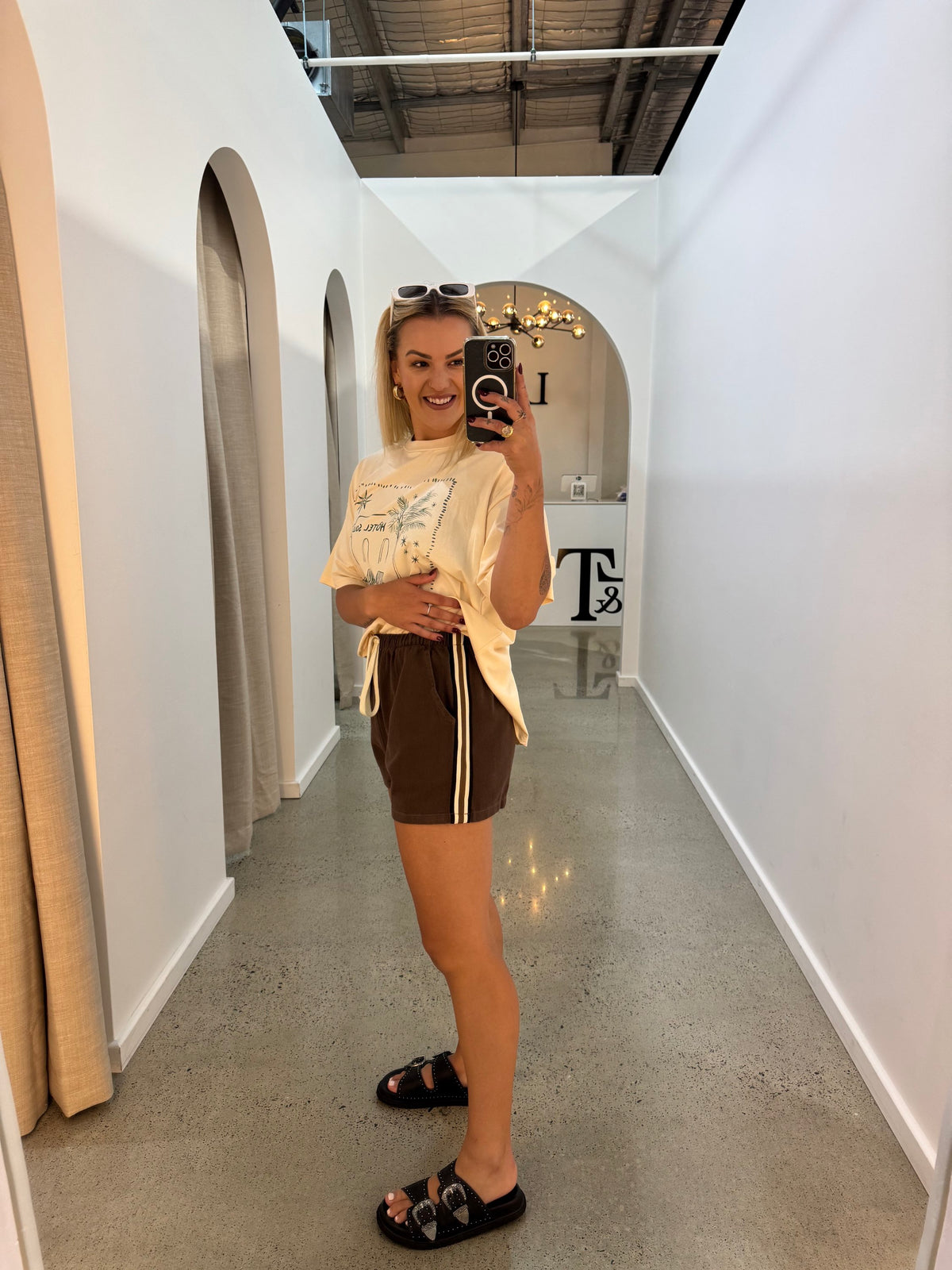 BY FRANKIE / LINE UP SHORTS / 734-8