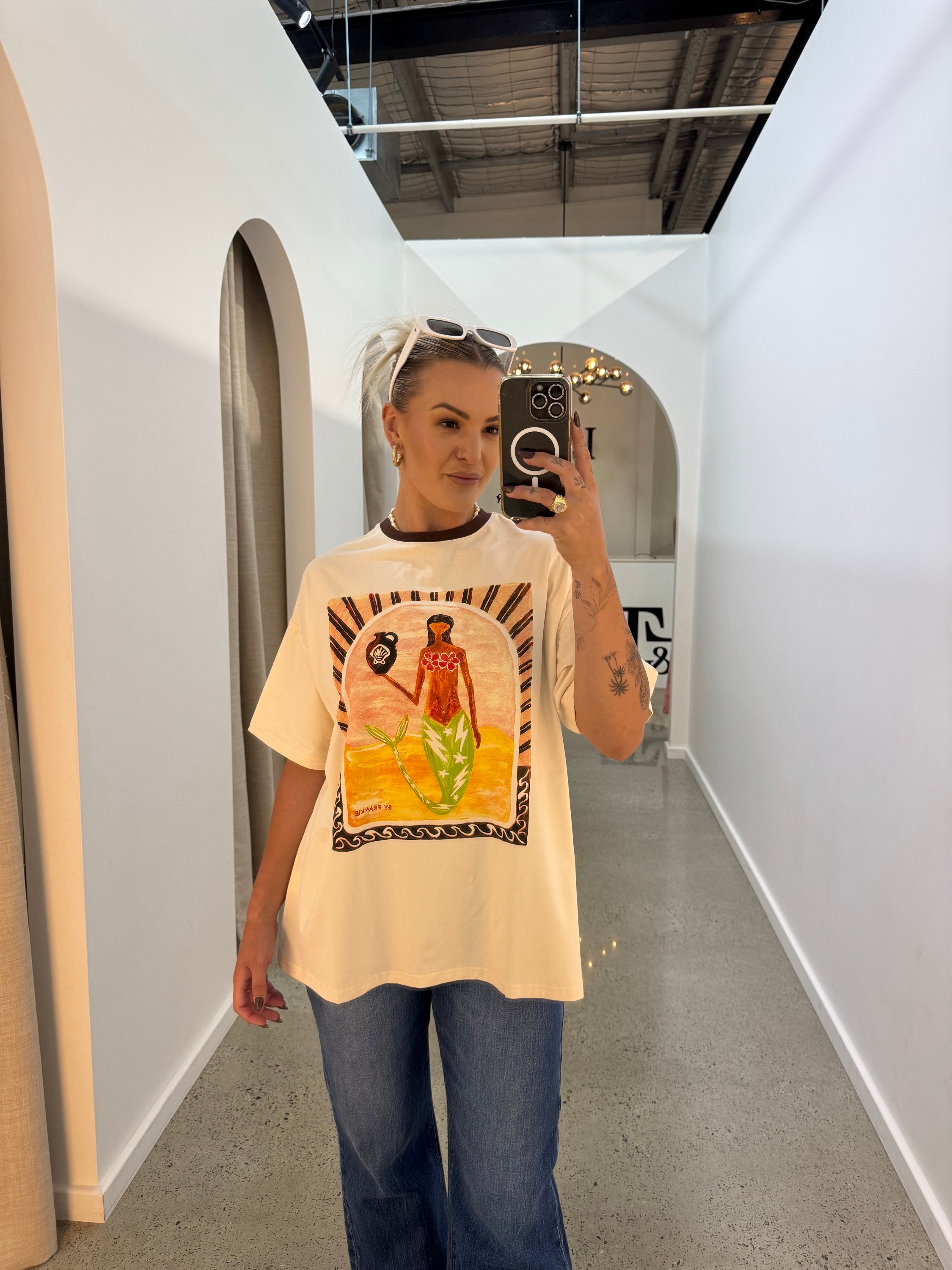BY FRANKIE / BEIGE VASE TEE / 610-41